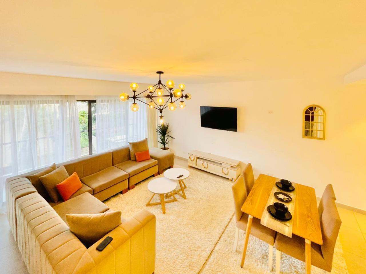 Astoria Luxury Apartments Nairobi, Lavington Exterior photo